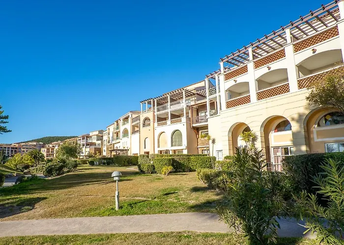 L'esquinade - P3 213 By Interhome Apartment Saint-Raphaël