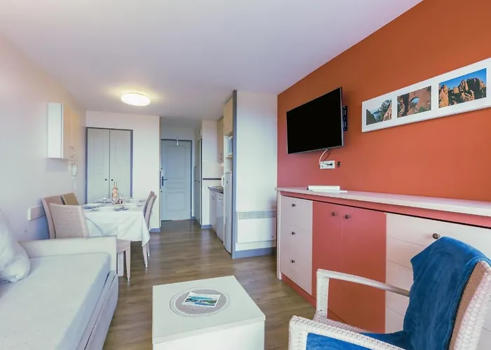 L'esquinade - P3 213 By Interhome * Saint-Raphaël