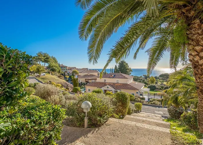 L'esquinade - P3 213 By Interhome Apartment