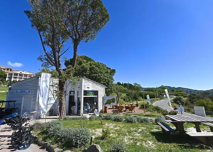 L'esquinade - P3 213 By Interhome Saint-Raphaël